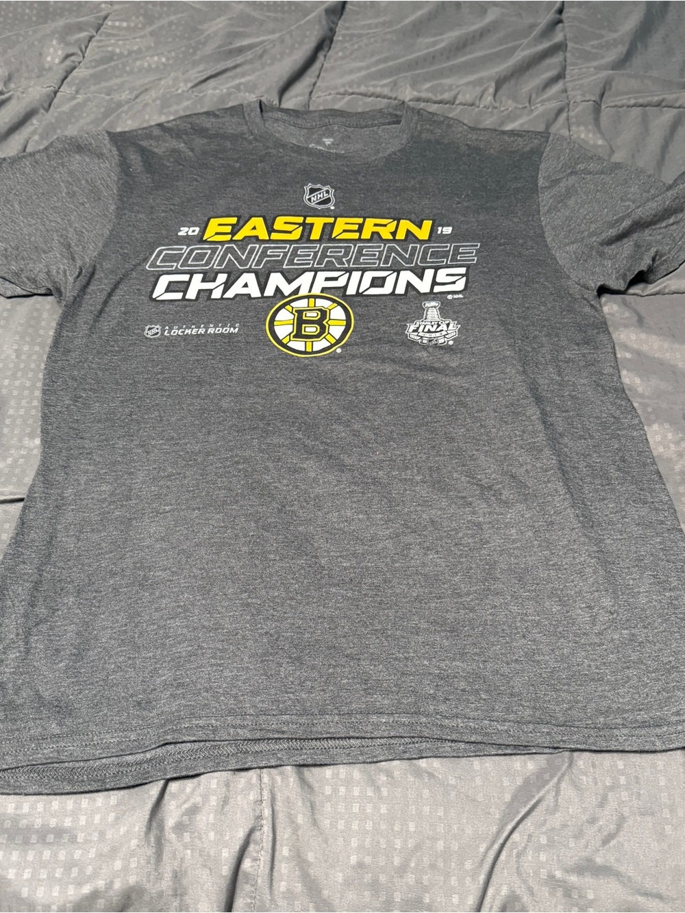 Boston Bruins 2019 Eastern Conference Champions Locker Room T-Shirt Mens Size M